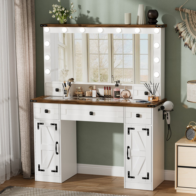 Farmhouse deals bedroom vanity